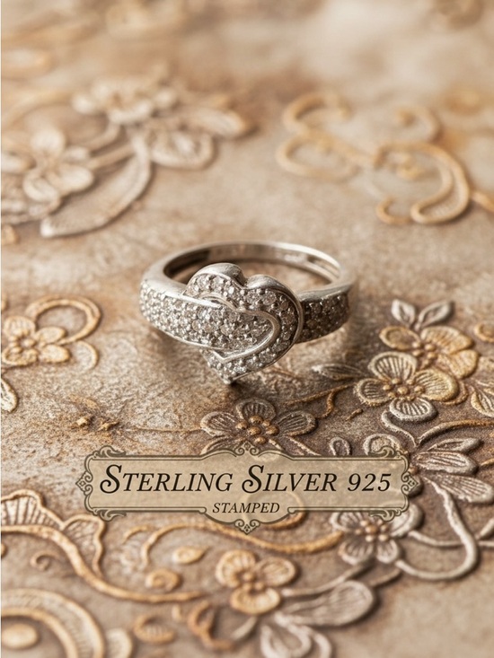 925 Sterling Silver Jewelry - Signed 925 Sterling silver ring size 7 W: 6.85 G